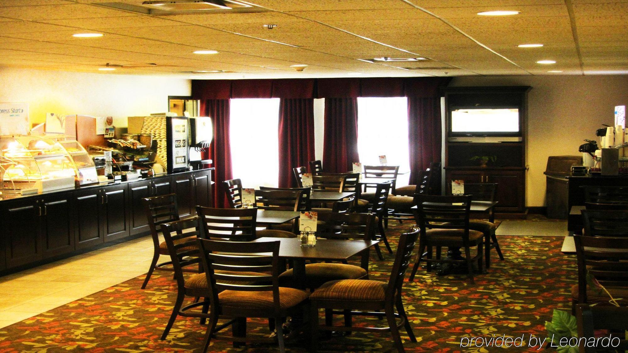 Holiday Inn Express Fairfield By Ihg Exterior photo